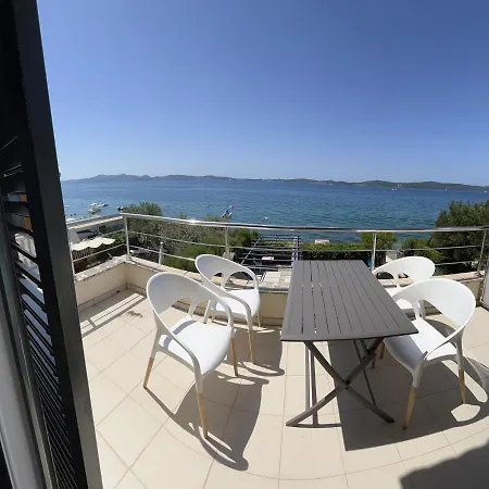 Pisacic דירה ביבינייה